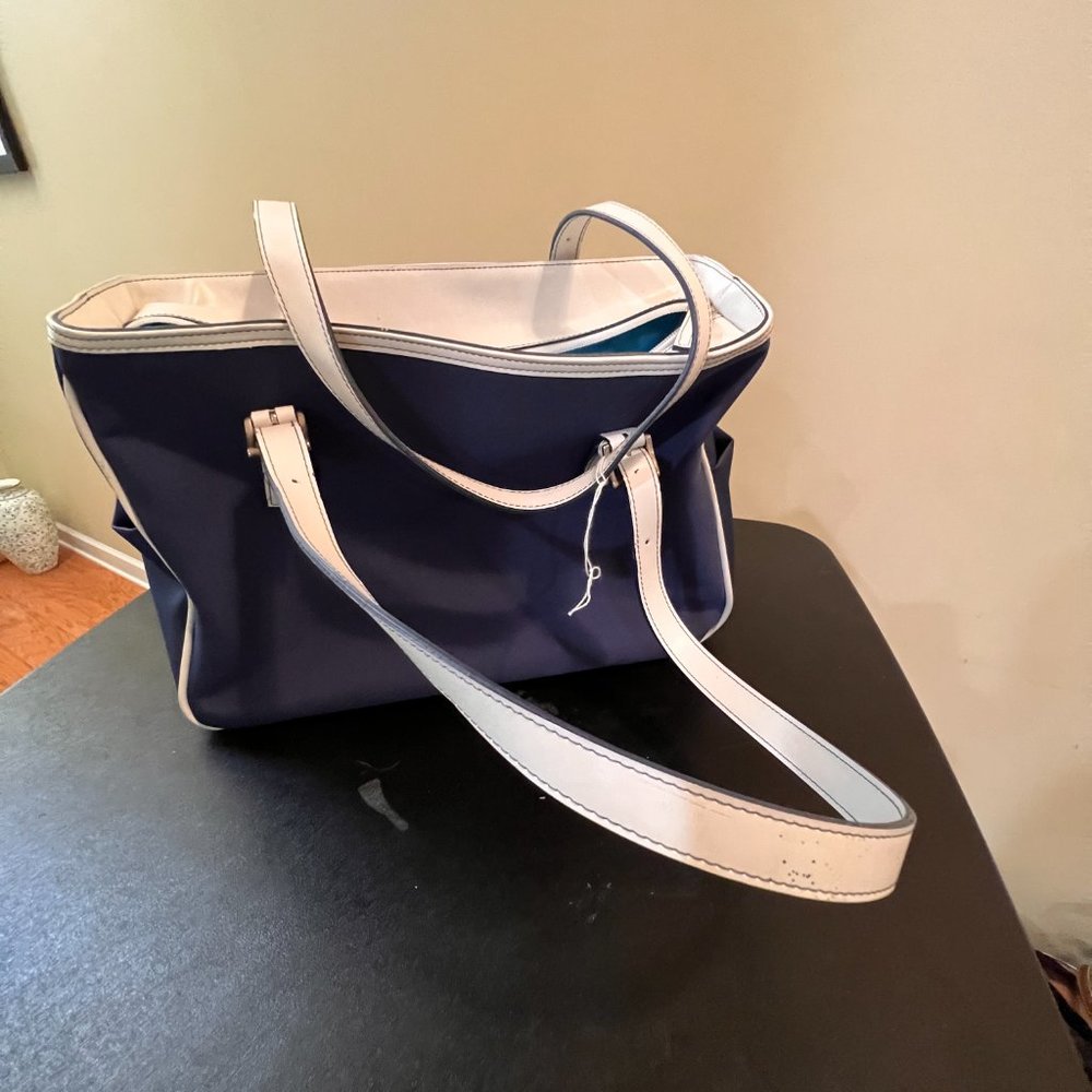Barneys New York shoulder blue and white NWOT